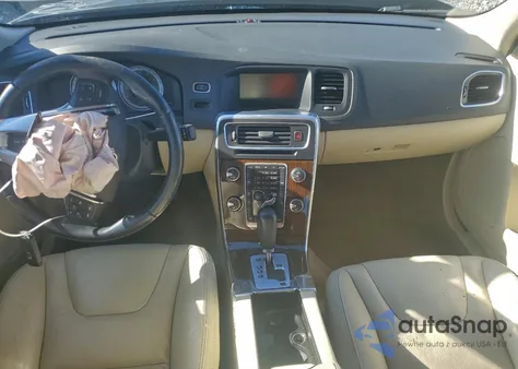 2012 Volvo S60 T5 z USA, uszkodzony, nr VIN YV1622FS5C2131582